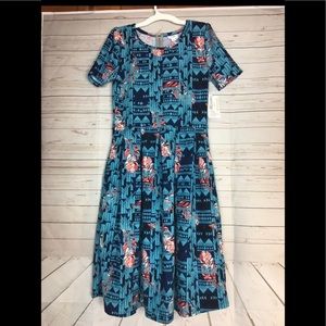 NWT Lularoe Amelia Large